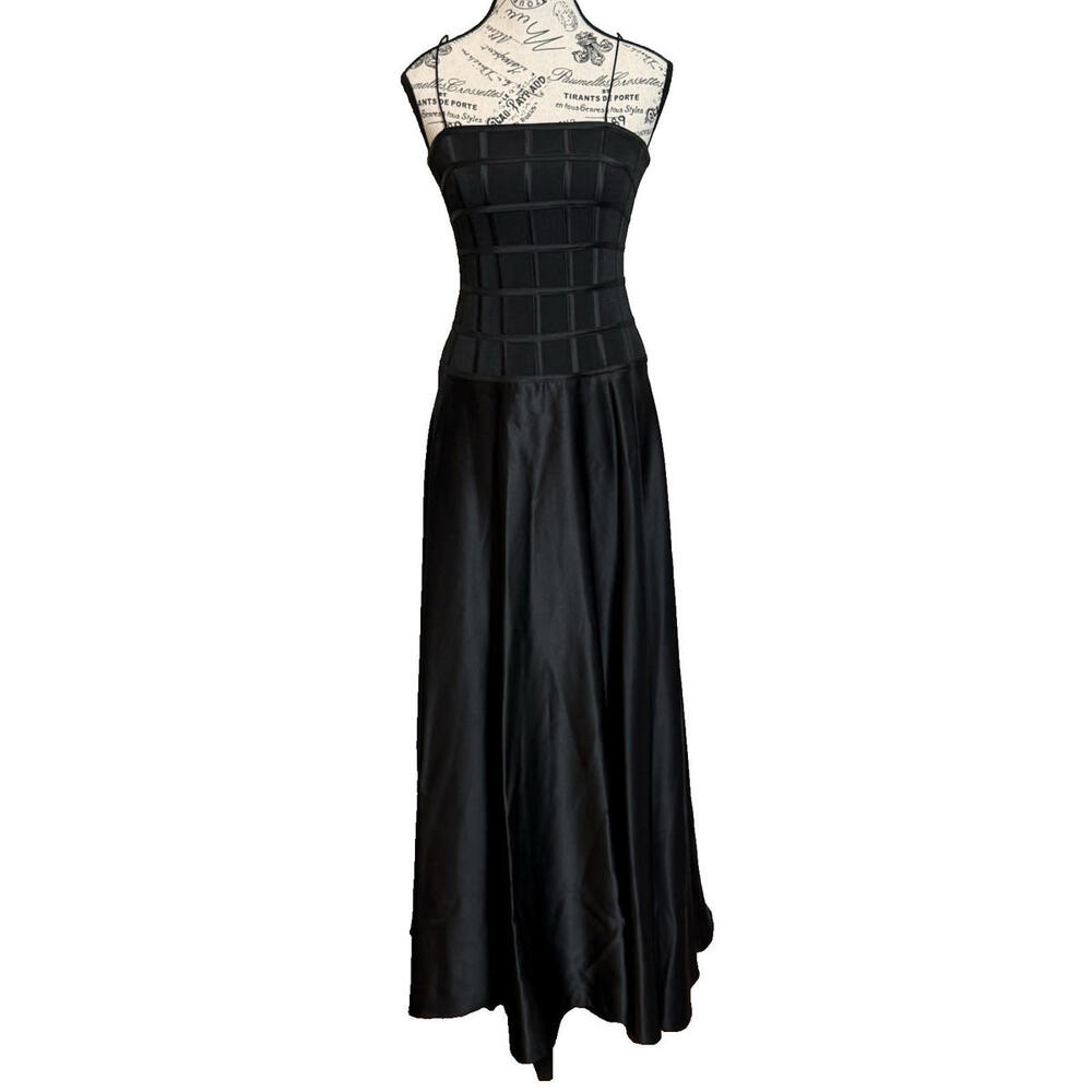 🧨 🔥 JS Collections Dress SZ 0 Black Formal Gown Fitted Bodice A Line Skirt Prom
